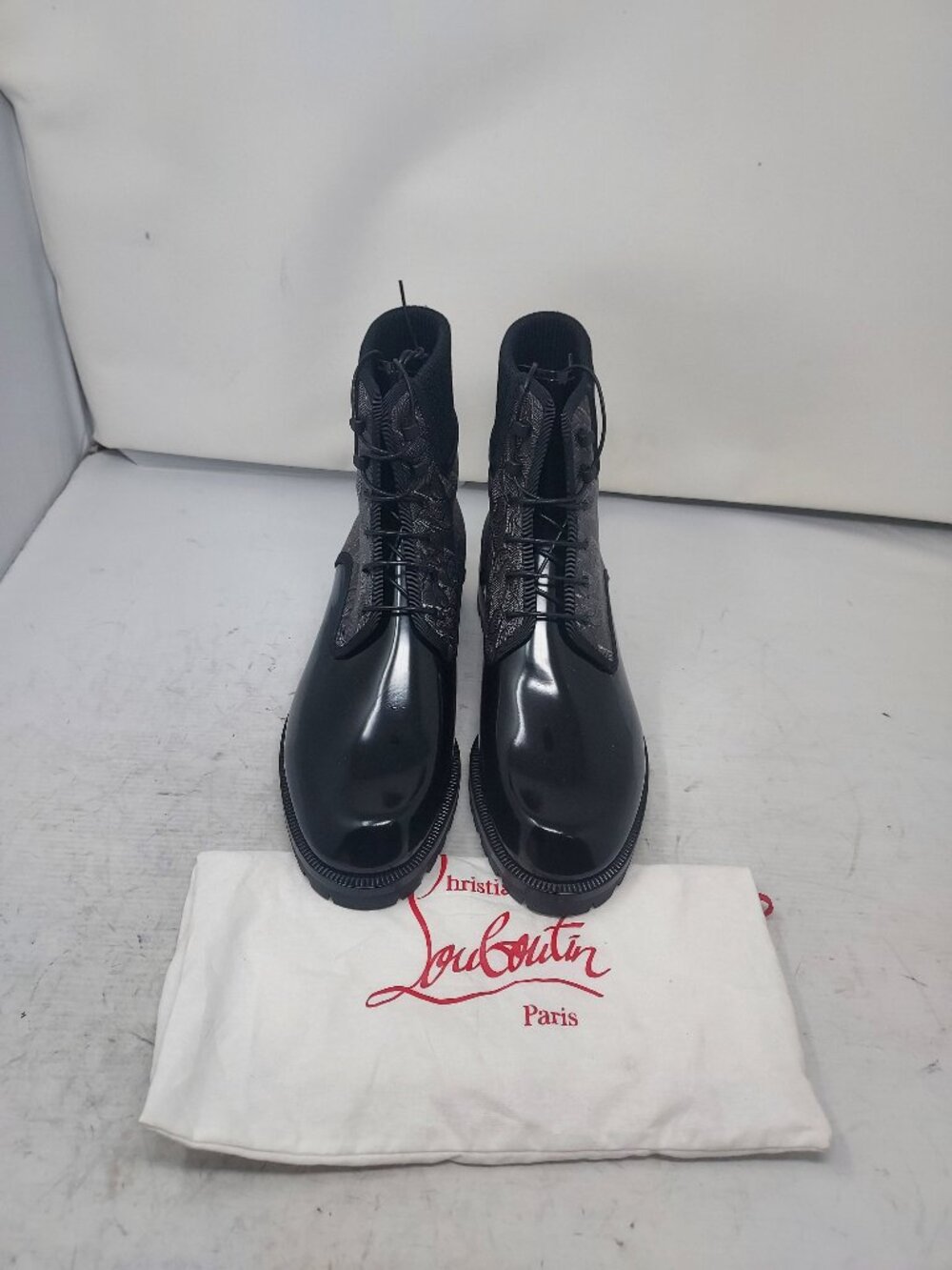 Christian Louboutin MENS Black CL Logo Trapman Lace Up Boot - Picture 5 of 11